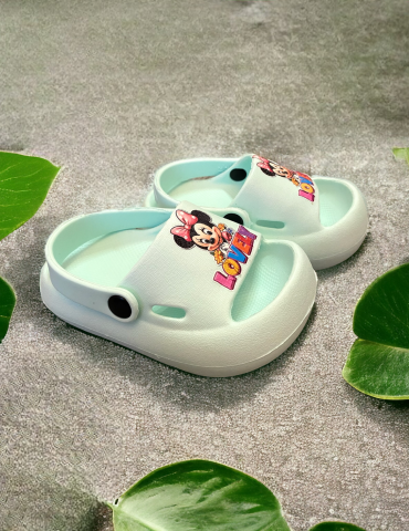 Minnie Mouse crocs