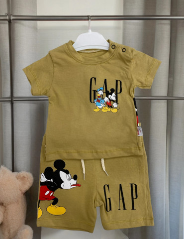 Gap Mickey and Donald olive